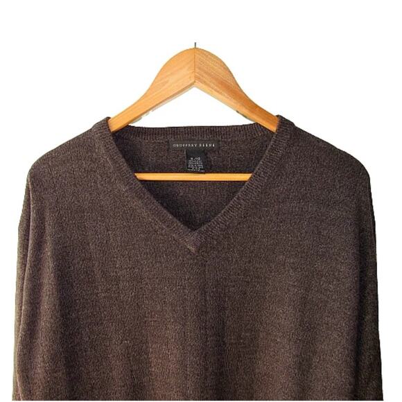 Geoffrey Beene Sweater Men’s Coffee Brown V-neck Pullover Knit Sweater Size Larg - Picture 2 of 8